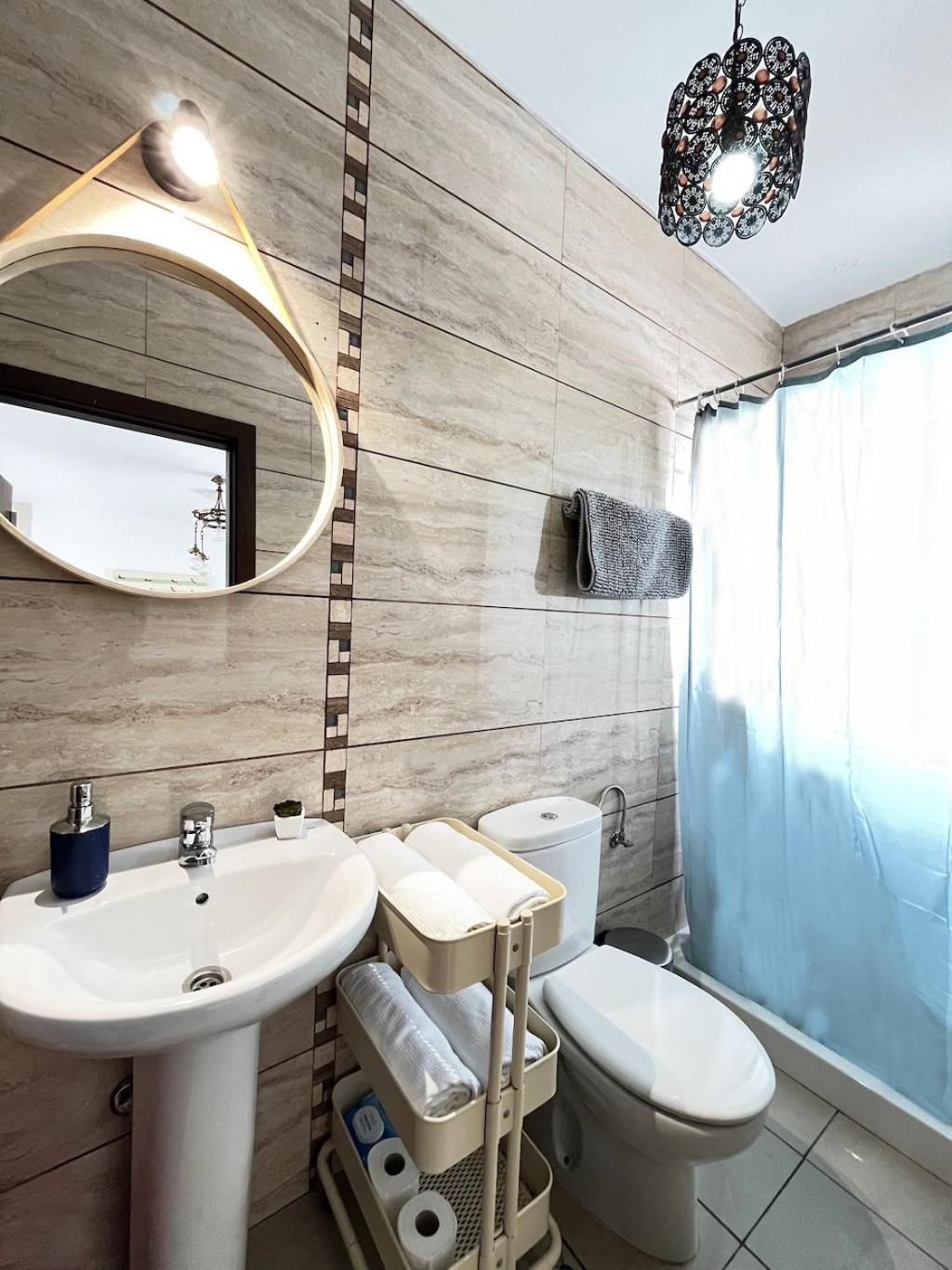 Trozo De Luz Ap Parking & Terraza Apartment โกนิล เด ลาฟรอนเตรา ภายนอก รูปภาพ
