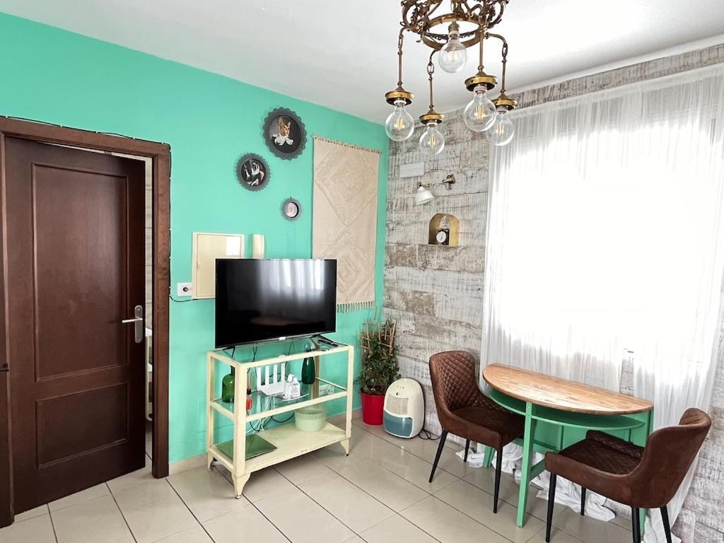 Trozo De Luz Ap Parking & Terraza Apartment โกนิล เด ลาฟรอนเตรา ภายนอก รูปภาพ
